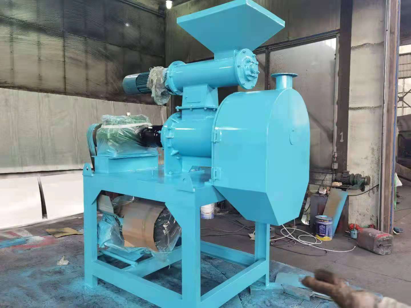 怎樣把豬糞加工成有機肥呢？(圖1)